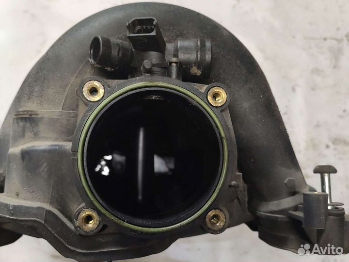 Впускной коллектор Порше Каен 955