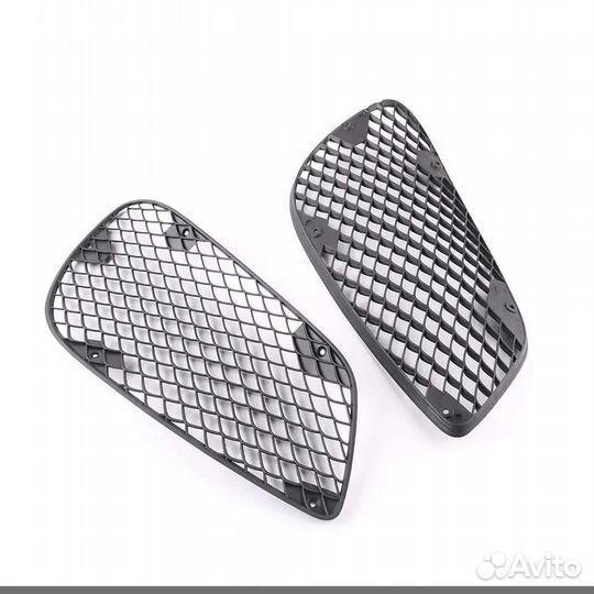 Решётка в бампер Mercedes W212 AMG