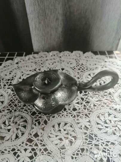 Старинный подсвечник