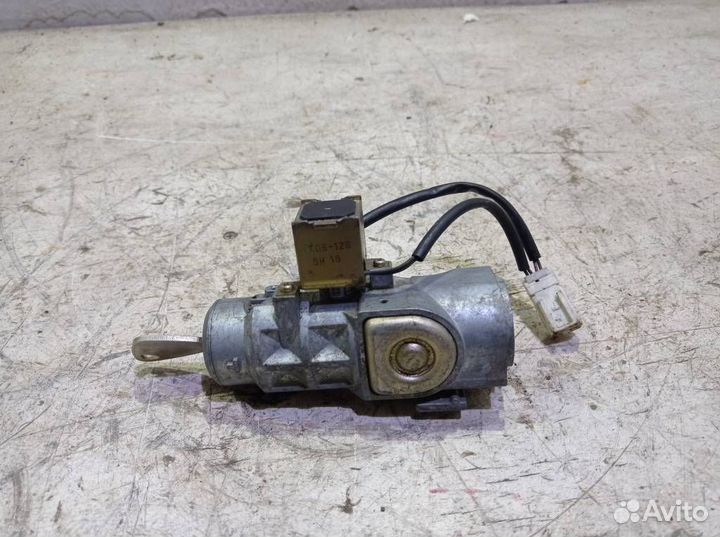 Замок зажигания Субару