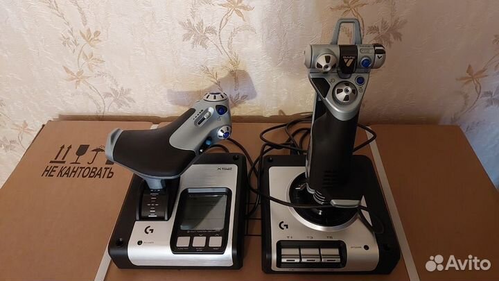 Джойстик Logitech X52 H.O.T.A.S