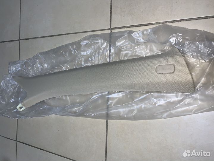 Обшивка стойки лобового стекла правая Ауди A7