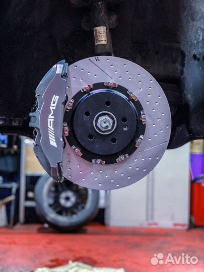 Тормозная система Brembo на Marcedes V-class (w447