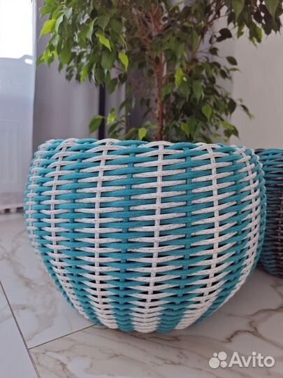 Кашпо для цветов напольное