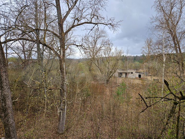 Здание 573 м² с земельным участком 1.5 Га