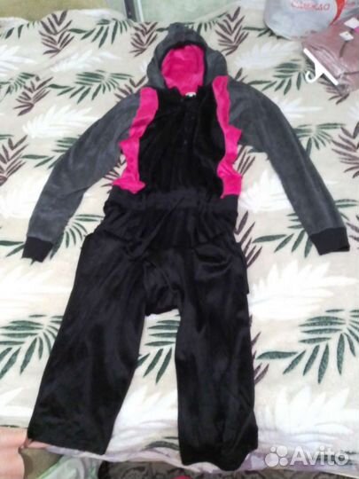 Комбинезон женский велюровый