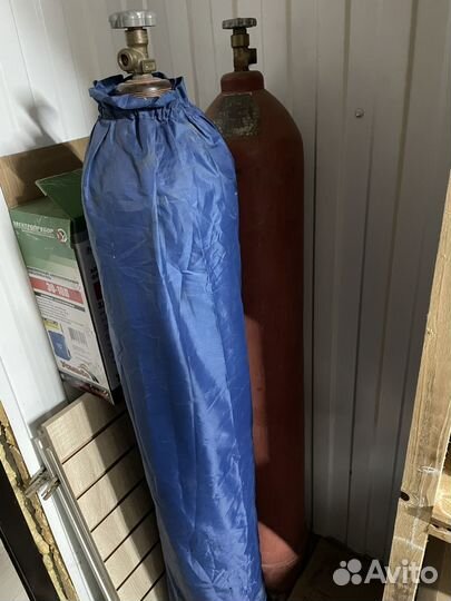 Продам баллон под гелий 40л 2шт