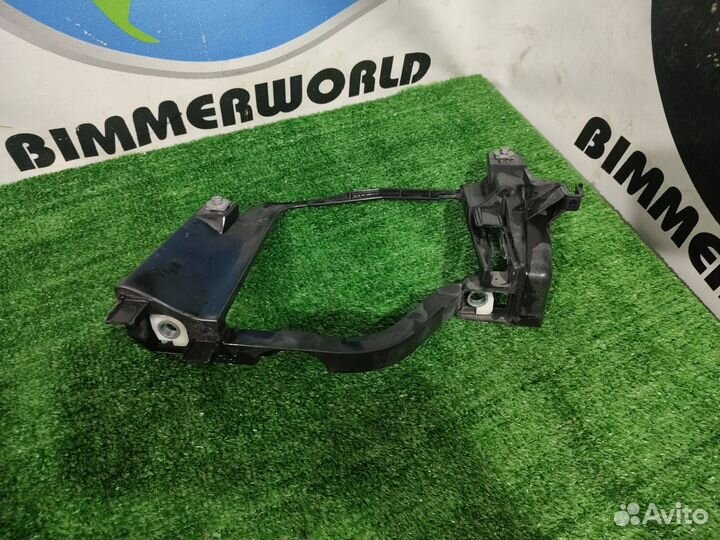 Крепление фары (кронштейн фары) левой BMW 5 158737