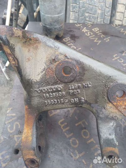 Кронштейн рессоры Volvo FH12