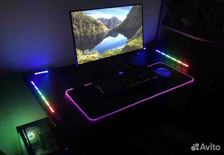 Игровой компьютерный стол Defender Electro RGB