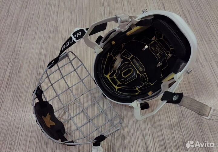 Хоккейный шлем bauer re-akt