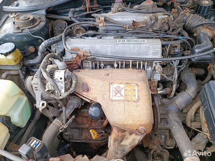 В разборе Тойота Карина Е 2.0 л. 133 лс. 1994 г