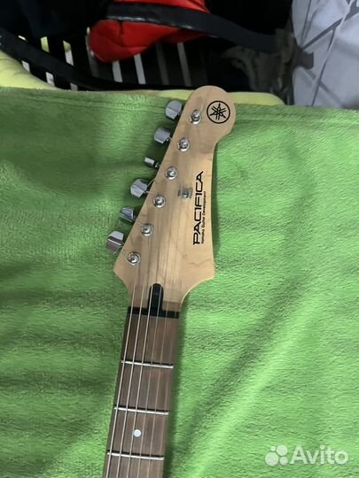 Yamaha pacifica 012