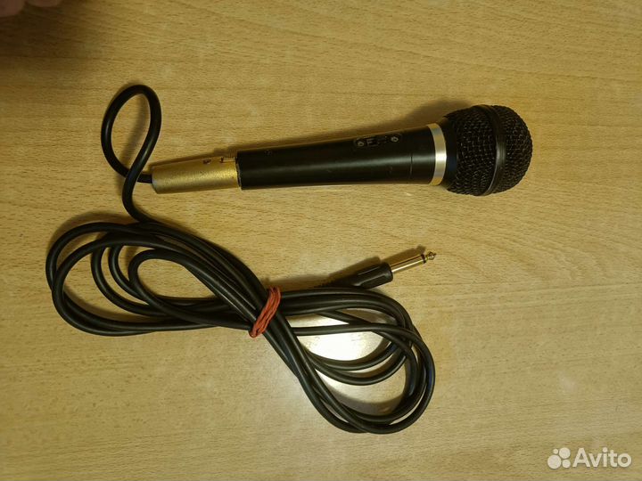 Микрофон Thomson