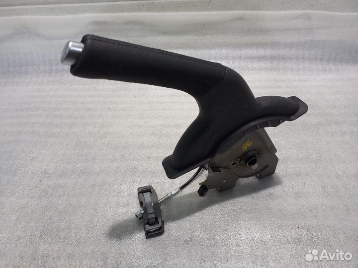 Рычаг стояночного тормоза Kia Ceed 3 CD