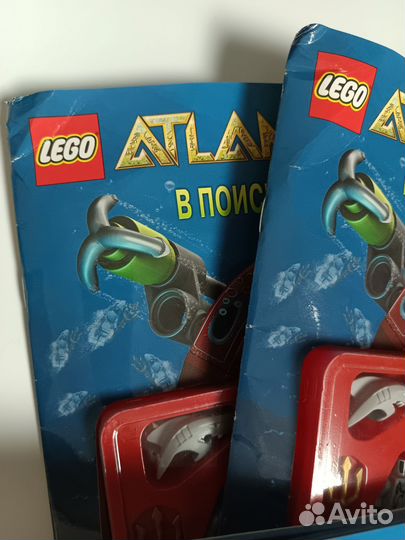 Журнал Лего Атлантис. Фигурка Lego кальмар, акула