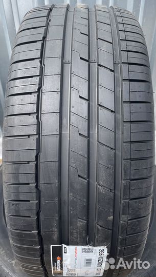 Hankook Ventus S1 Evo3 SUV K127A 265/45 R20 и 295/40 R20