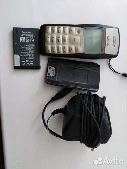 Телефон nokia 1100