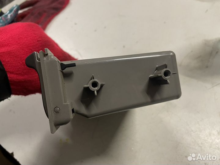 Ящик передней консоли Nissan X-Trail