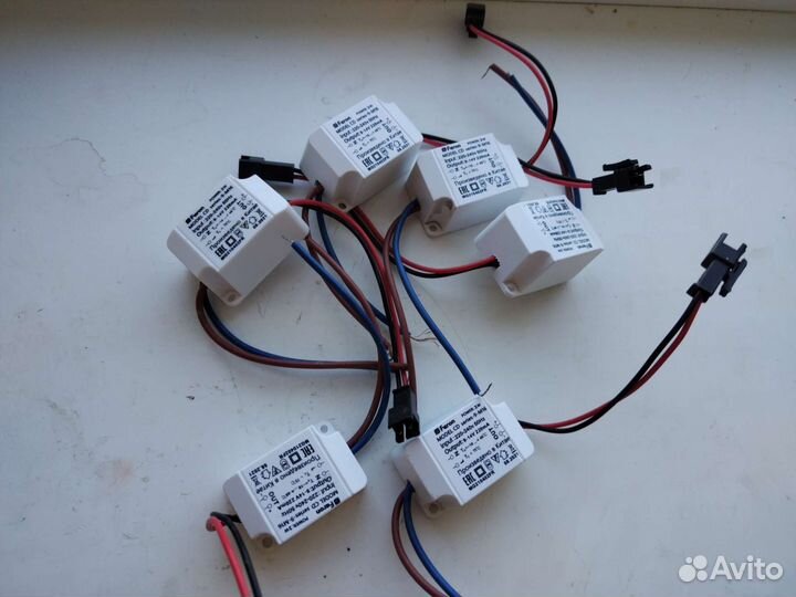 Драйвер для светодиодов 220 12