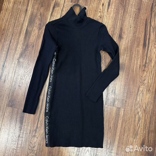 Calvin klein платье s