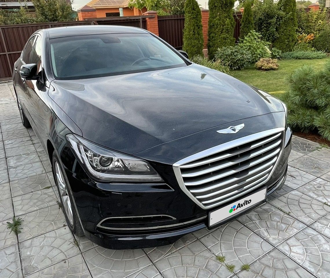 Hyundai Genesis: фото владельца