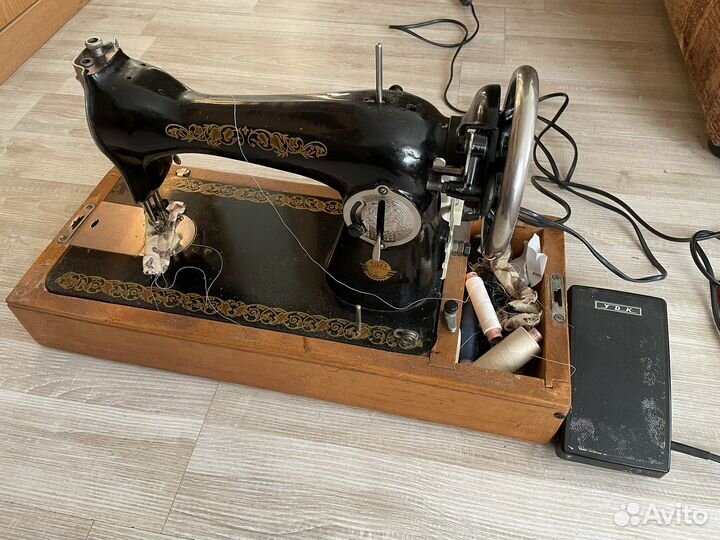 Швейная машинка пмз им Калинина