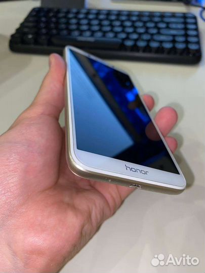 Телефон бу Honor 7A