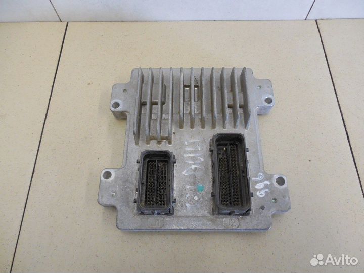 Блок управления двигателем Astra J 2010