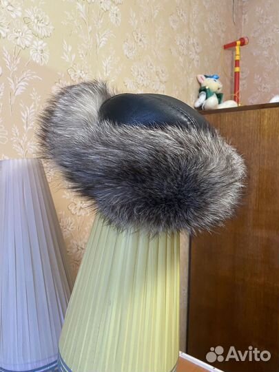 Шапка ушанка из натурального меха и кожи