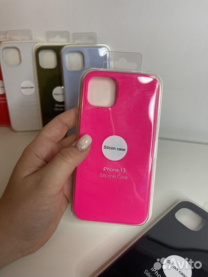 Чехол на iPhone 13