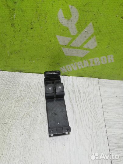 Блок управления стеклоподъемниками Шкода Октавия