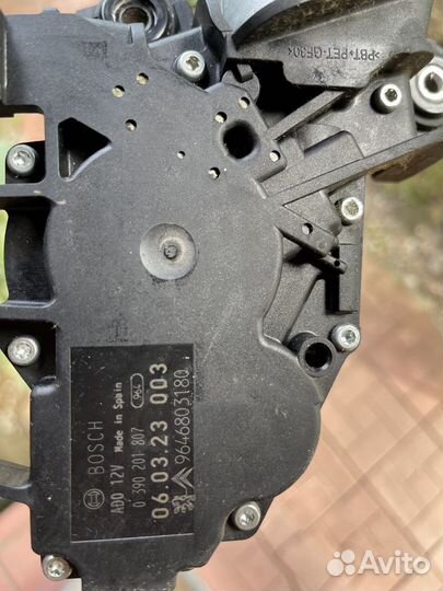 Моторчик стеклоочистителя задний Ситроен С4 Пежо