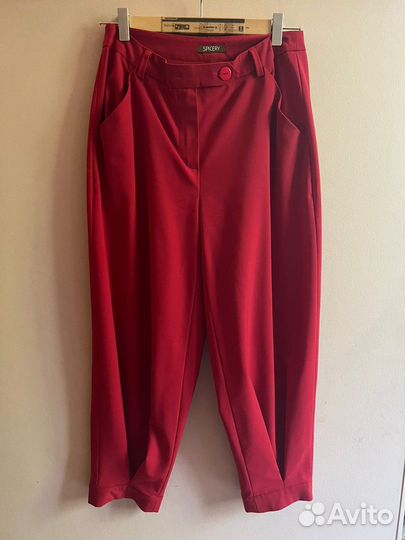 Брюки укороченные с манжетом внизу