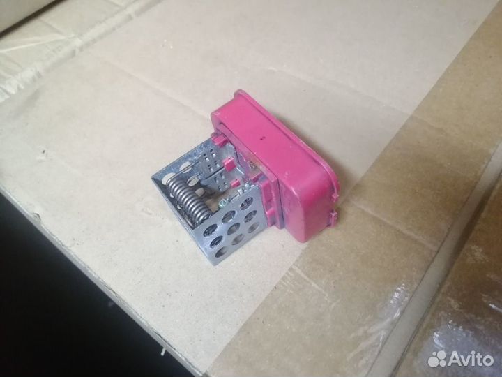 Резистор отопителя Opel Zafira B Astra G