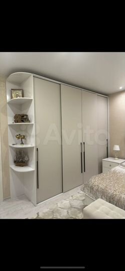 3-к. квартира, 83 м², 1/10 эт.