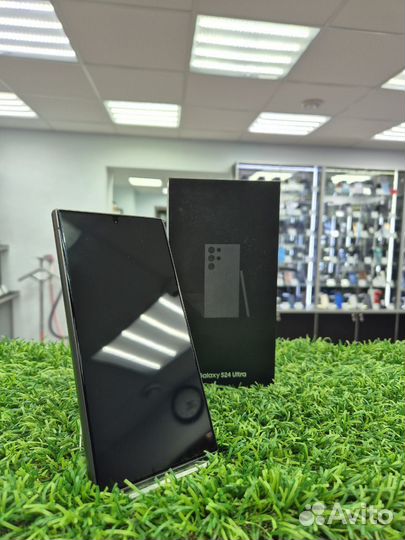 Samsung Galaxy S24 Ultra, 12/256 ГБ