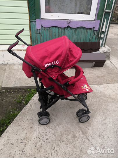 Прогулочная коляска трость