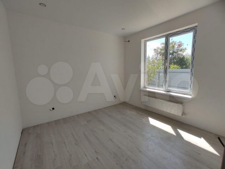 Дом 140 м² на участке 6 сот.