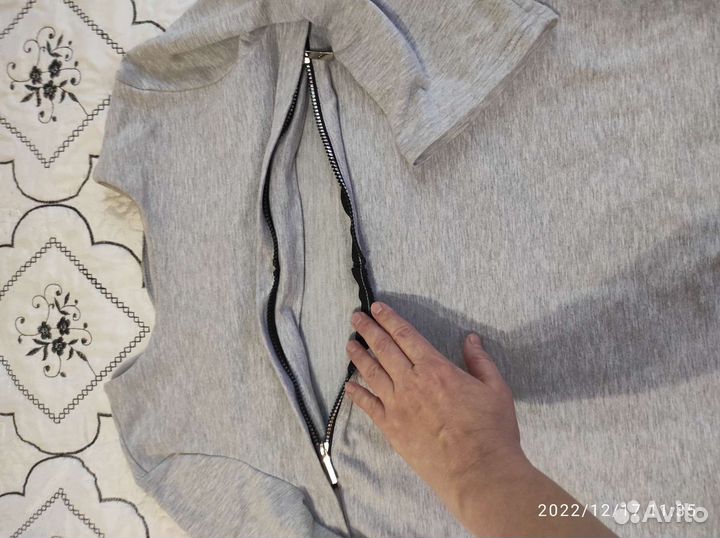 Кофточка для кормящих мам