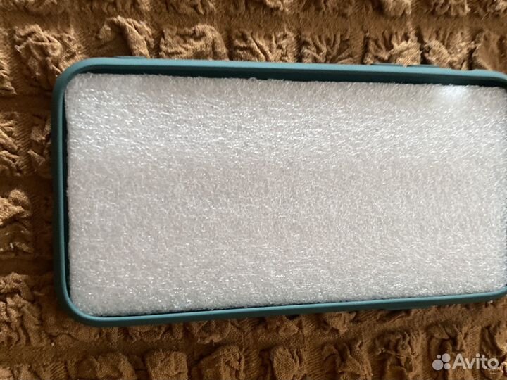 Чехол на iPhone 11