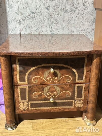 Тумба прикроватная