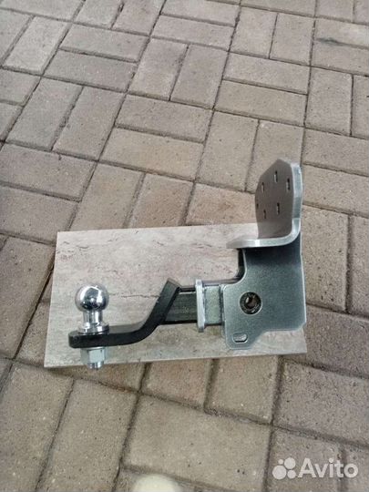 Продам фаркоп Лексус LX450-570