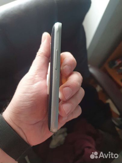 Смартфон Samsung Galaxy J1 Mini Prime