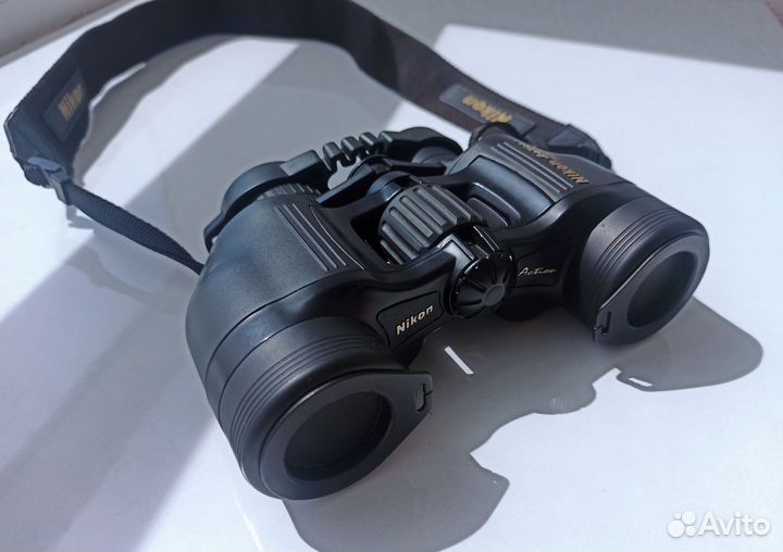 Бинокль Nikon Action 7x35