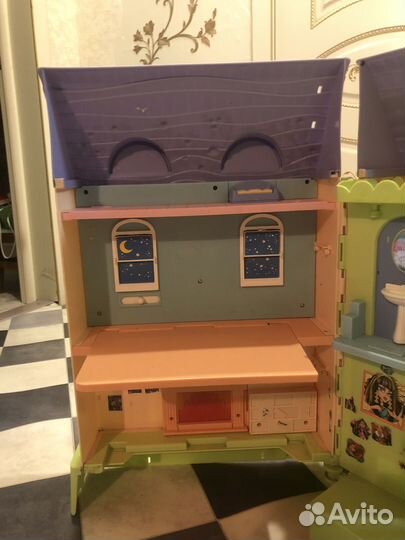 Домик кукольный