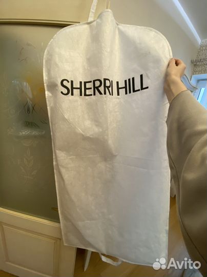 Платье sherri hill