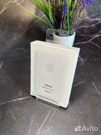 Apple Battery Pack (внешний аккумулятор)