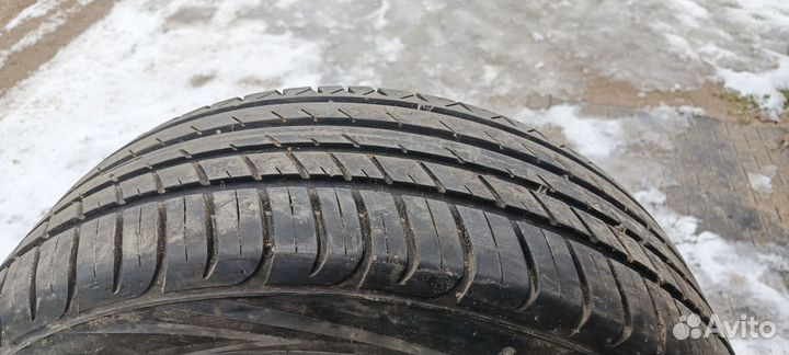 Viatti Strada Asimmetrico 215/55 R17 V