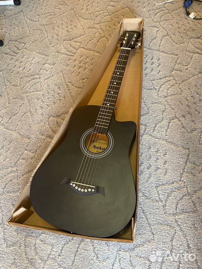 Гитара акустическая 6 струн